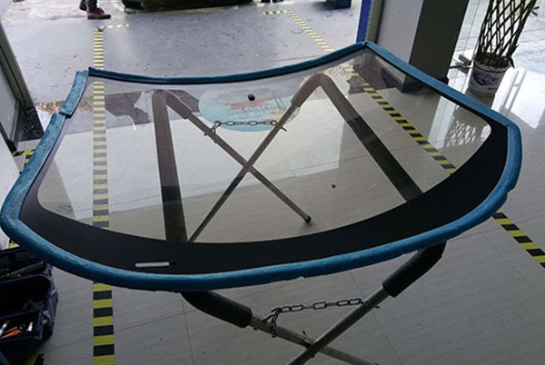 本田繽智前檔鍍膜玻璃